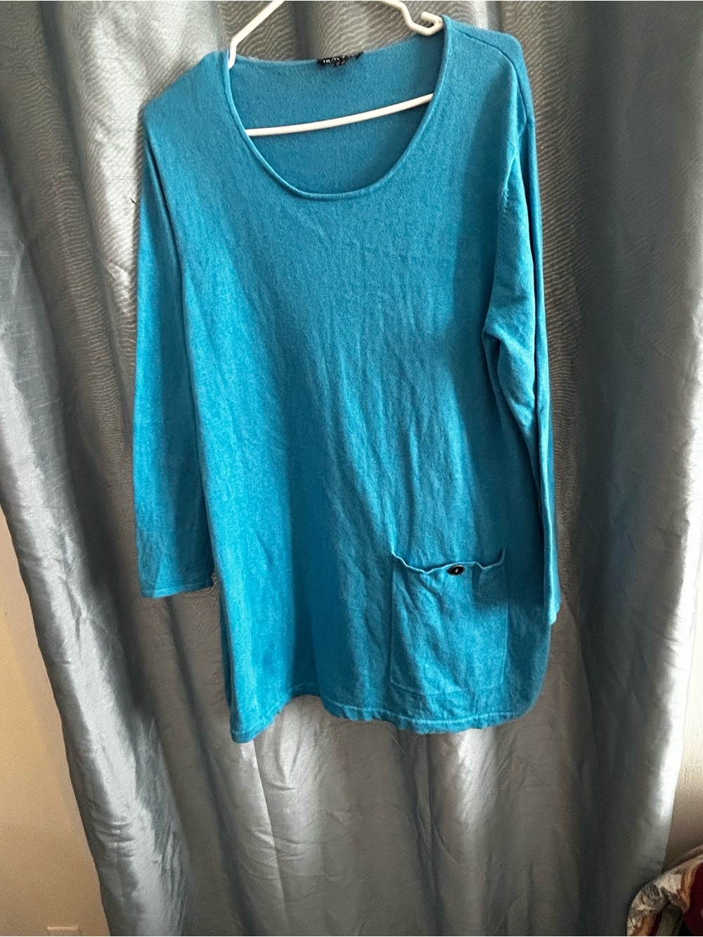 MARBLE Teal Long-Sleeve Sweater, 100% , rarely worn, layer with this sweater!
